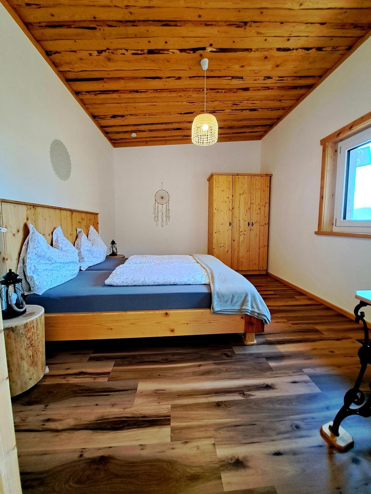 Apartament Erlebnisbauernhof Gutschi Ranch Kamp Pokój zdjęcie